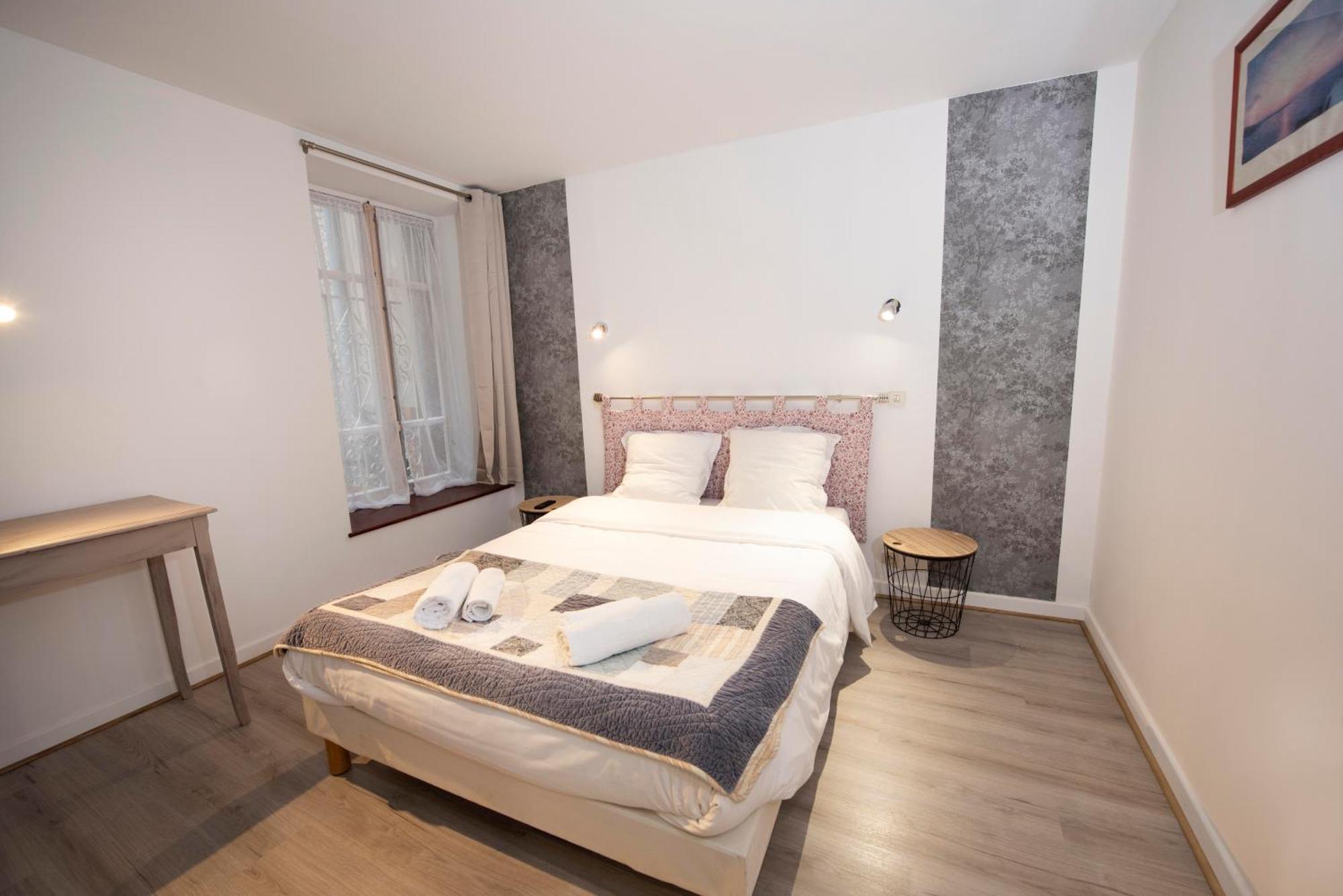 Hotel 1610 Entraygues-sur-Truyère Екстериор снимка