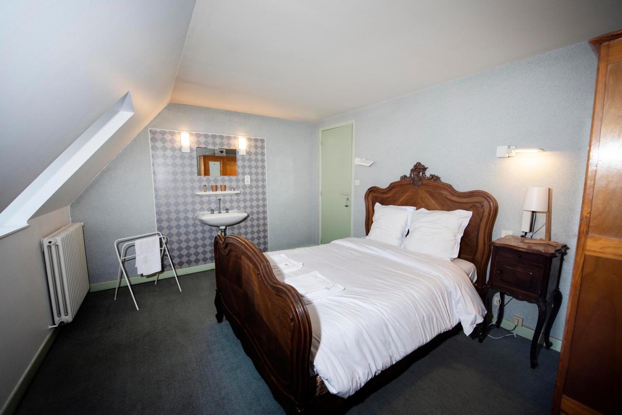 Hotel 1610 Entraygues-sur-Truyère Екстериор снимка